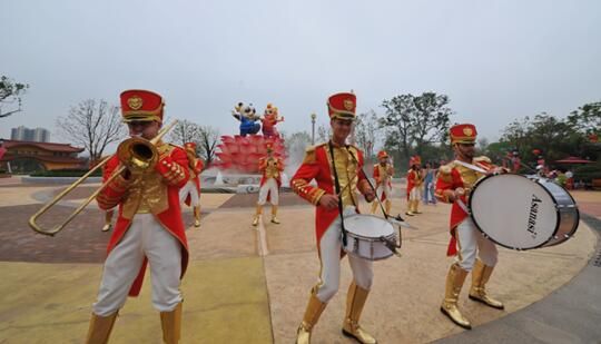 万达乐园全程微笑高能 游客好评如潮