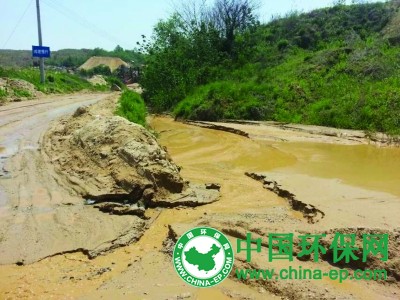 南京规模最大雨花石产地 因采矿选矿引来泥浆污染面临关停