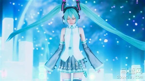 史克威尔工作室全新初音未来CG宣传片 最终幻想风