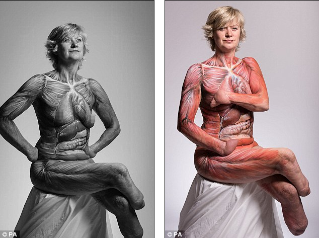 英截肢女子利用人体彩绘呼吁四肢捐献