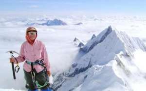 全球首位成功攀登珠穆朗玛峰女性病逝 享年77岁